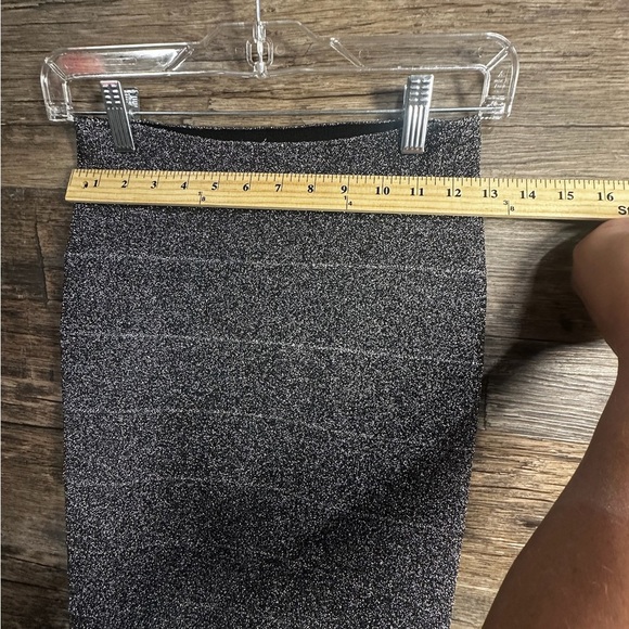 BCBGMaxAzria Silver Pencil Skirt Knee-Length Workwear - Picture 3 of 7